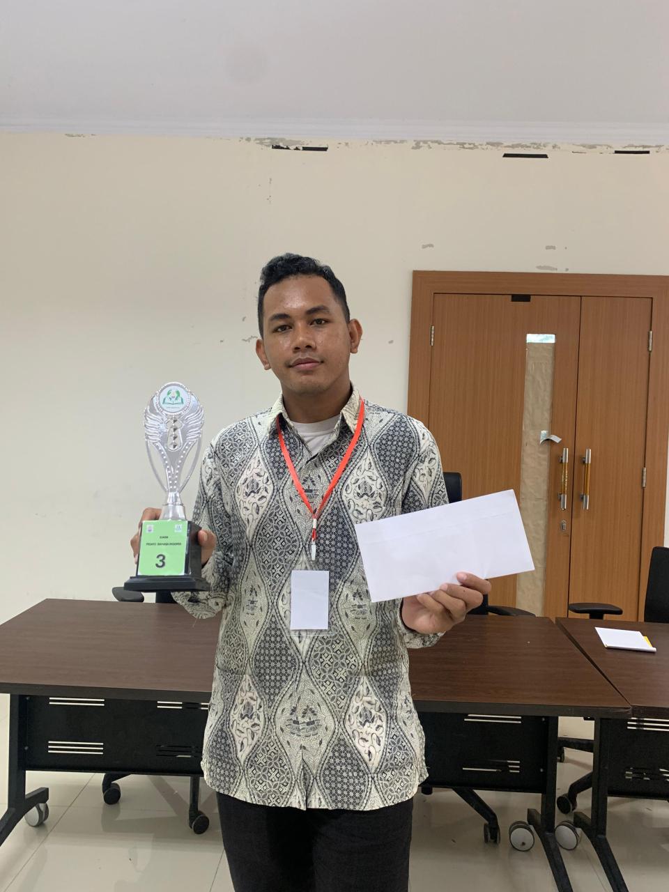 Juara 3 Pidato Bahasa Inggris
